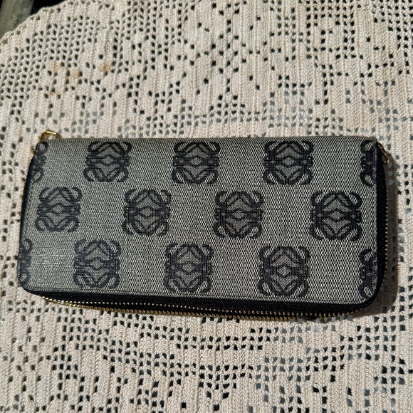 LOEWE Anagram PVC Zip Around Long Wallet Black & Gray, Canvas & Leathet - Picture 1 of 13